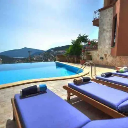 Villa Deniz Manzarali Ozel Havuzlu *