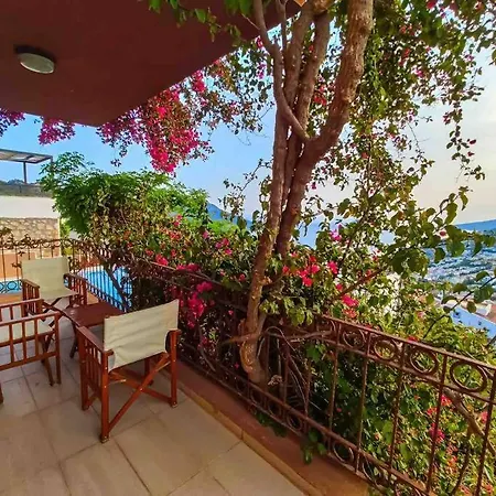 Villa Deniz Manzarali Ozel Havuzlu